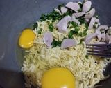 Foto langkah ke 2 dari resep Dadar Mie Bakso.