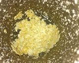 Foto del paso 2 de la receta: Pesto fácil en mortero 𓁉 cosecha de albahaca y ajo
