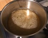 Une image de l'étape 6 de Soupe asiatique épicée au bouillon de crevettes, tomate noire, shiitakes et coriandre.