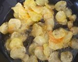 Foto langkah ke 3 dari resep Keripik Kentang Rasa Barbeque.