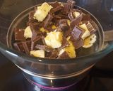 A picture of step 2 of Malteser Tiffin.