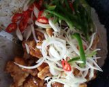Foto langkah ke 7 dari resep Ayam Goreng Tepung Saos Lada Hitam.