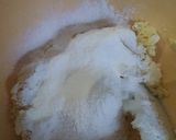 Foto langkah ke 2 dari resep Kue Kering Telur Asin.