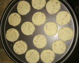 A picture of step 2 of Zeera biscuits.
