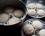 A picture of step 2 of Idli coconut chutney.