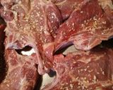 A picture of step 3 of Maple Mustard Chops.