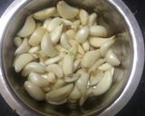 લસણનું પાણી અને લસણની ચટણી (Garlic Pani Garlic Chutney Recipe In Gujarati) રેસીપી સ્ટેપ1ફોટો