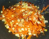 Foto langkah ke 5 dari resep Tumis tauge cerah ceria.