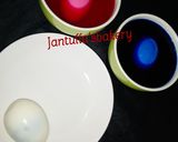 A picture of step 4 of Colourful deviled egg.