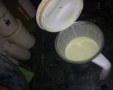 A picture of step 3 of Makhaniya Lassi.