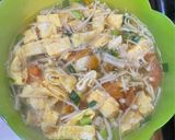Foto langkah ke 7 dari resep 84. Sup Enokitake Telur Dadar.