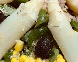 Foto del paso 3 de la receta: Ensalada de canónigos, mango y atún, sólo tres!!