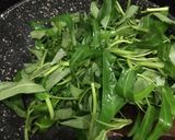 Foto langkah ke 4 dari resep Cah Kangkung Terasi.