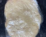 A picture of step 3 of Mum’s plate chicken pie.