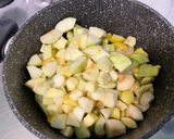 Une image de l'étape 6 de Compote de coings du Japon et pommes à la vanille.