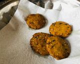 A picture of step 5 of Bajara Methi Vada.