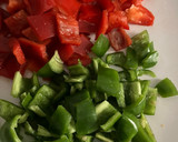 Foto del paso 4 de la receta: Paella de frutos del mar con gambones congelados