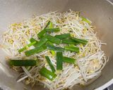 豆芽菜炒蛋的食譜步驟3照片