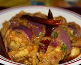 A picture of step 6 of Chicken Do Pyaz.