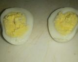 A picture of step 4 of Chicken noodle soup with egg.