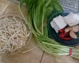 Foto langkah ke 1 dari resep Cah Sawi Toge dan tahu.