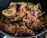 Foto del paso 3 de la receta: OSSOBUCO 🥩en Salsa de Vino🍷y Vegetales...!