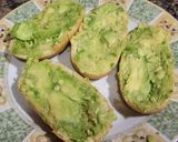 Foto del paso 2 de la receta: Montaditos de jamón y aguacate