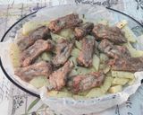 Pas rețetă Cartofi la cuptor cu costiță și sos roșu 2 fotografie