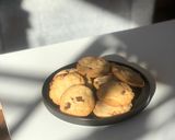 Foto del paso 4 de la receta: Galletitas con chips 🍪