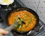 A picture of step 5 of Eid special peshawari chicken karahi.