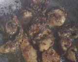 Gambar langkah 2 resipi Ayam Masak Kicap Lada Hitam & Cendawan Hitam.