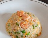 Foto langkah ke 3 dari resep Nasi Goreng Udang Telur.
