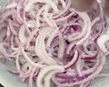 Foto del paso 1 de la receta: Cebolla encurtida con salsa de habanero