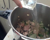 Foto del paso 3 de la receta: Carne con tomate