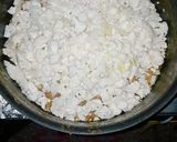 A picture of step 4 of Gobhi (cauliflower) with chicken.