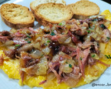 Foto del paso 8 de la receta: Tortilla abierta de pato y cebolla caramelizada al Pedro Ximénez