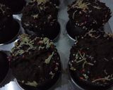 Foto langkah ke 8 dari resep Muffin pisang coklat.