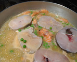 Foto del paso 9 de la receta: Merluza con langostinos