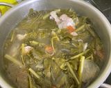 Hình bước làm 3 của món Canh dưa chua sườn sụn