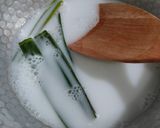 Foto langkah ke 1 dari resep Bubur Merah Putih (pakai nasi sisa kemarin).