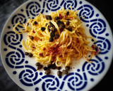 Foto del paso 3 de la receta: Spaghetti picante con cremoso de tomate seco y alcaparras crujientes