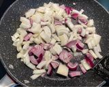 Foto del paso 1 de la receta: Shakshuka de pimientos asados