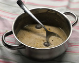 Foto del paso 3 de la receta: Merluza en salsa de castañas