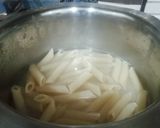 A picture of step 1 of Chatpata Pasta.