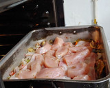 Foto del paso 7 de la receta: Pollo amb berenjena, bacon y patata panadera