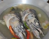 Gambar langkah 2 resipi Singgang Kepala Ikan Tenggiri.