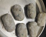 A picture of step 2 of Khalva (Banana and Potato Cutlet).