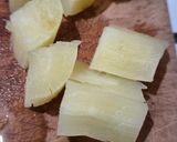 Foto langkah ke 3 dari resep Cassava Salted Eggs.