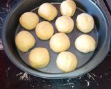 A picture of step 4 of Scorns bread.