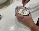 Foto del paso 8 de la receta: Crema de tomates con maní y suero de kéfir